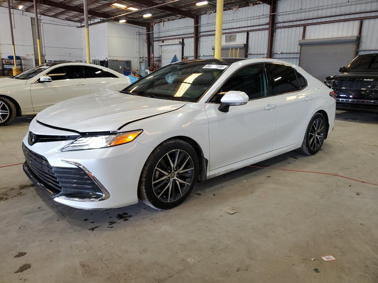 TOYOTA CAMRY XLE