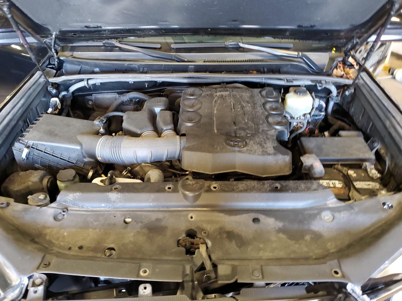 TOYOTA 4RUNNER SR5/SR5 PREMIUM