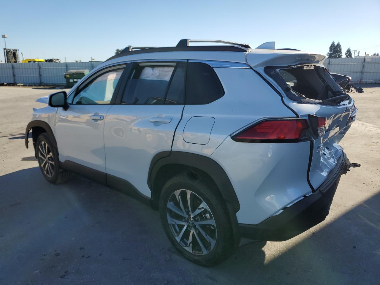 TOYOTA COROLLA CROSS XLE