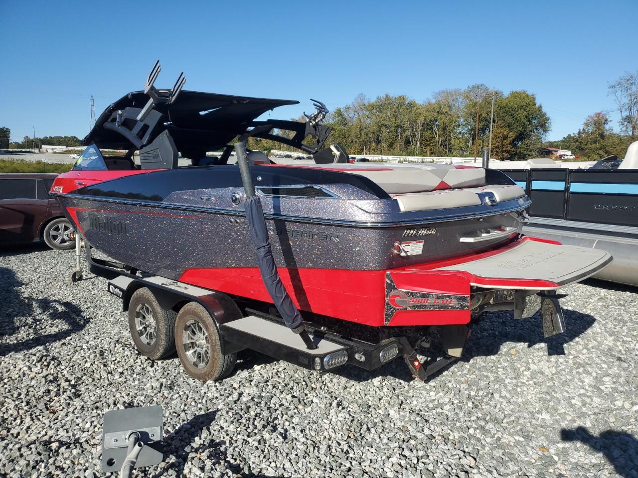 Lot #3302730028 2017 MALIBU 23 LSV WAKESETTER