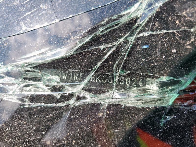 2019 TOYOTA RAV4 XLE - 2T3W1RFV6KC005024