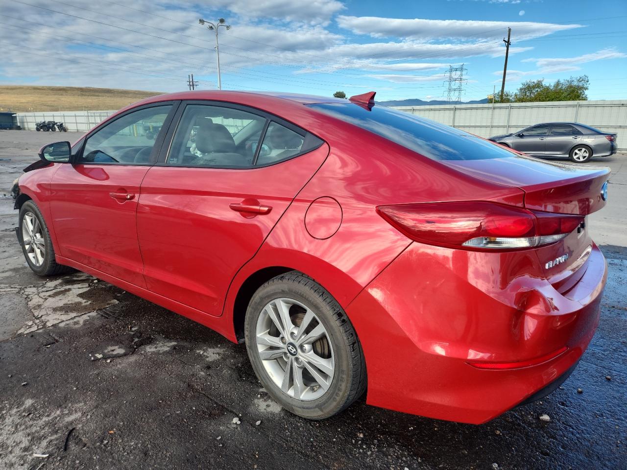 HYUNDAI ELANTRA SE