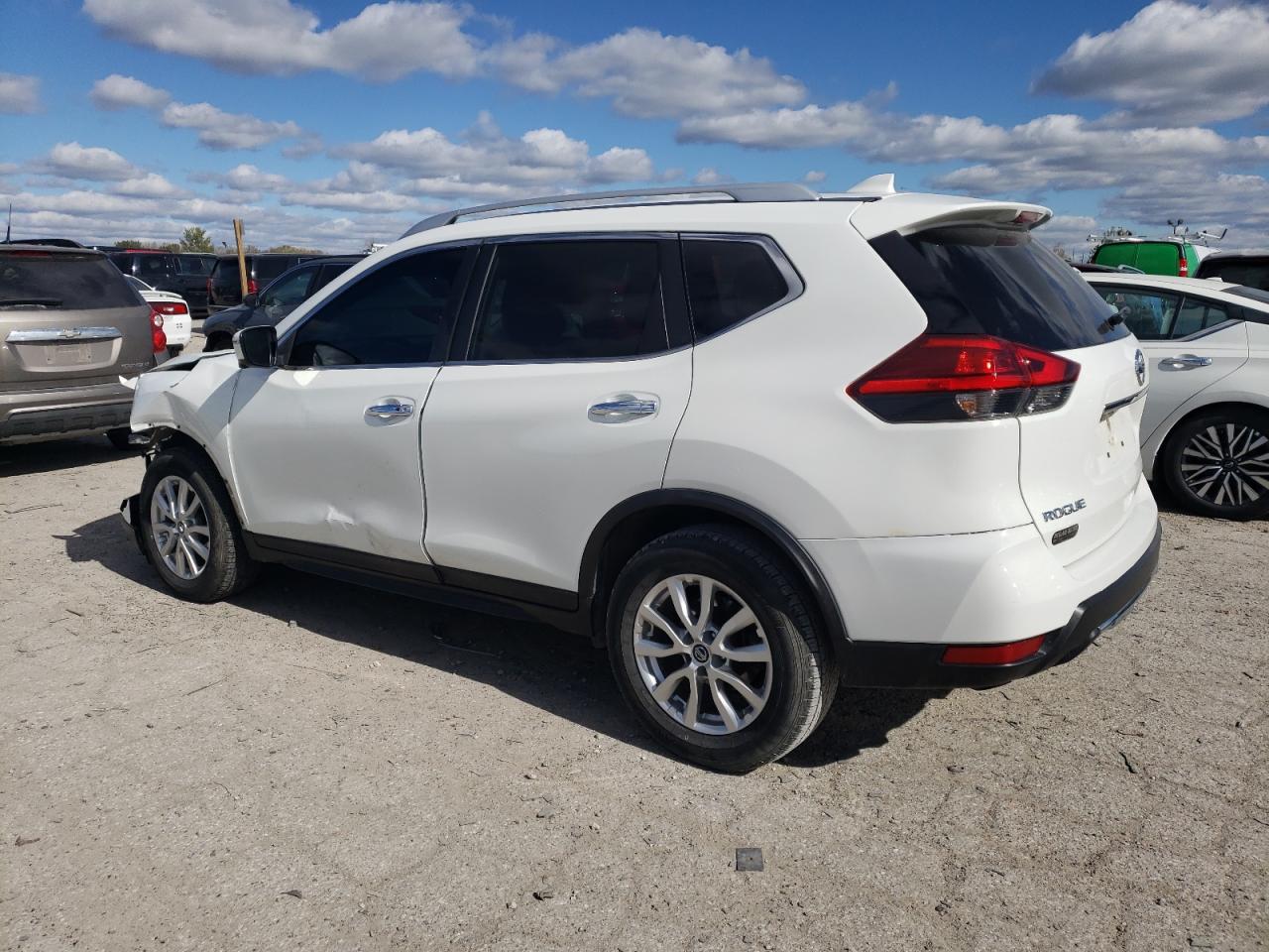 NISSAN ROGUE S
