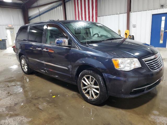 2013 CHRYSLER TOWN & COU - 2C4RC1CG4DR596917