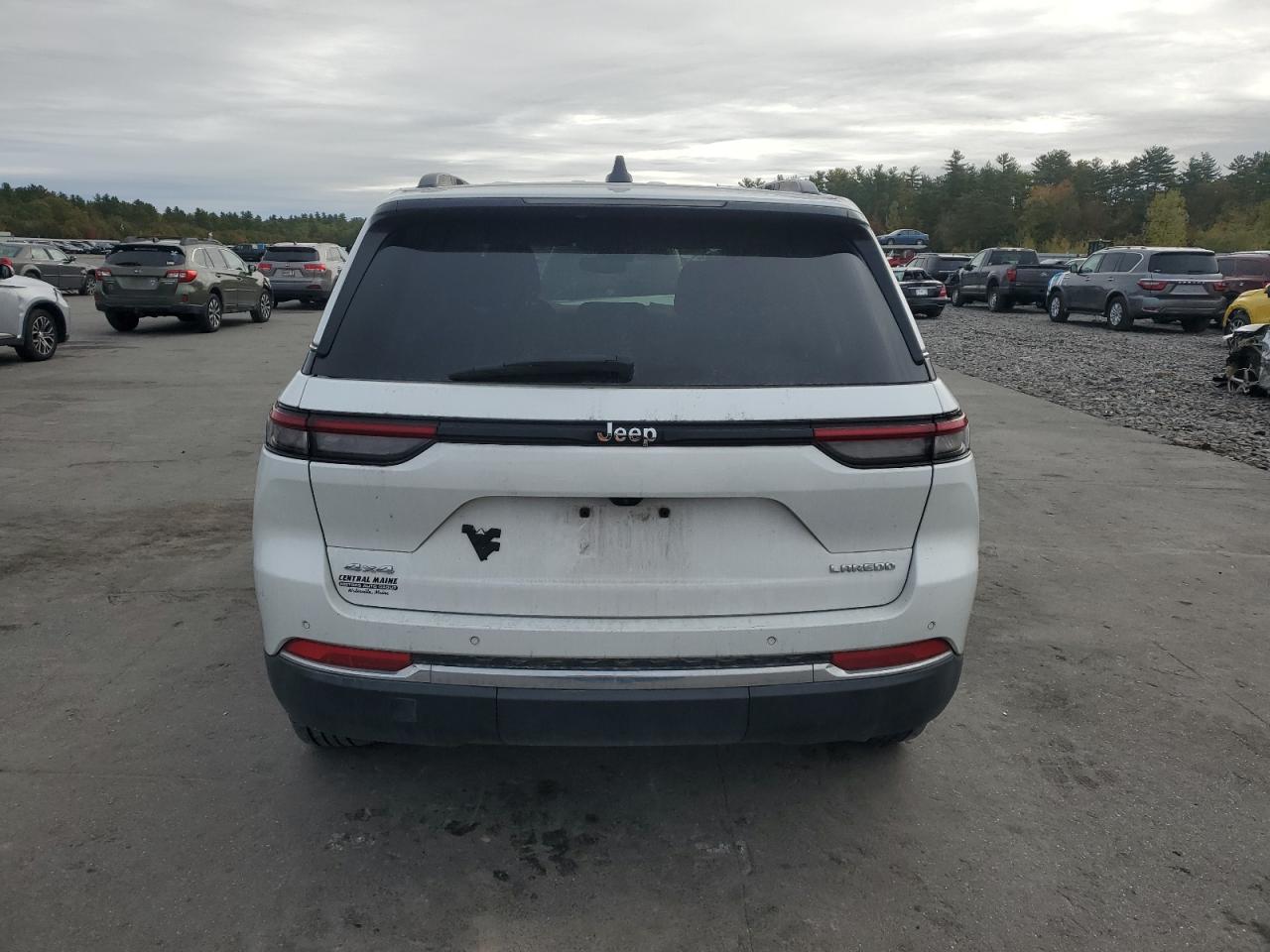 JEEP GRAND CHEROKEE LAREDO