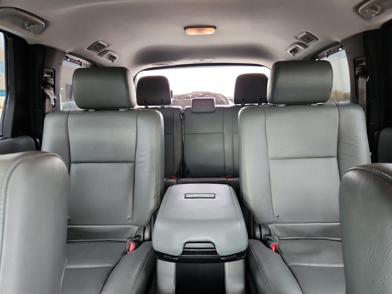 TOYOTA SEQUOIA PLATINUM