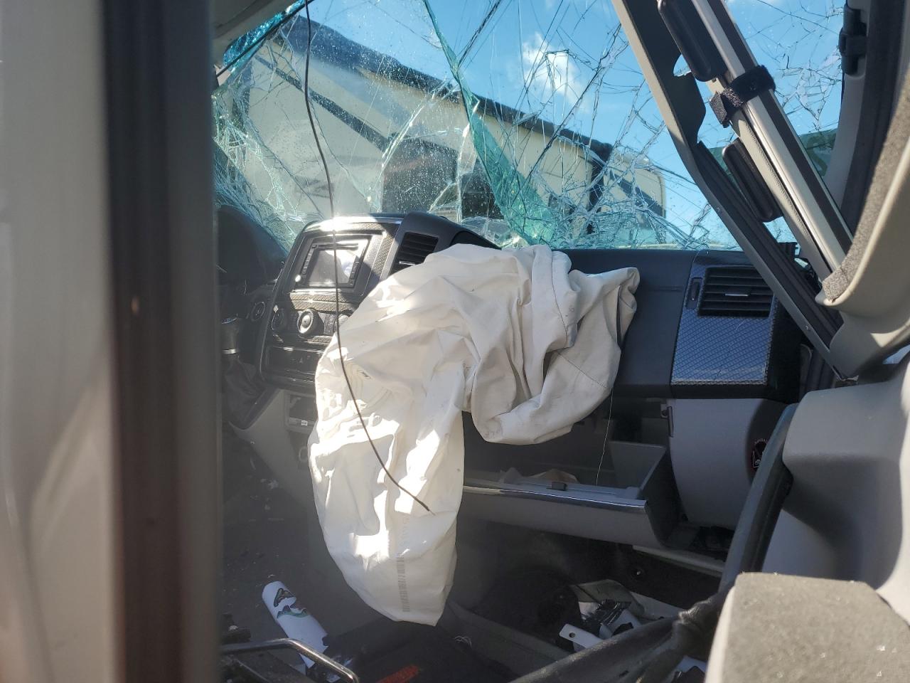 Lot #3292411282 2016 WINN TRVL TRLR