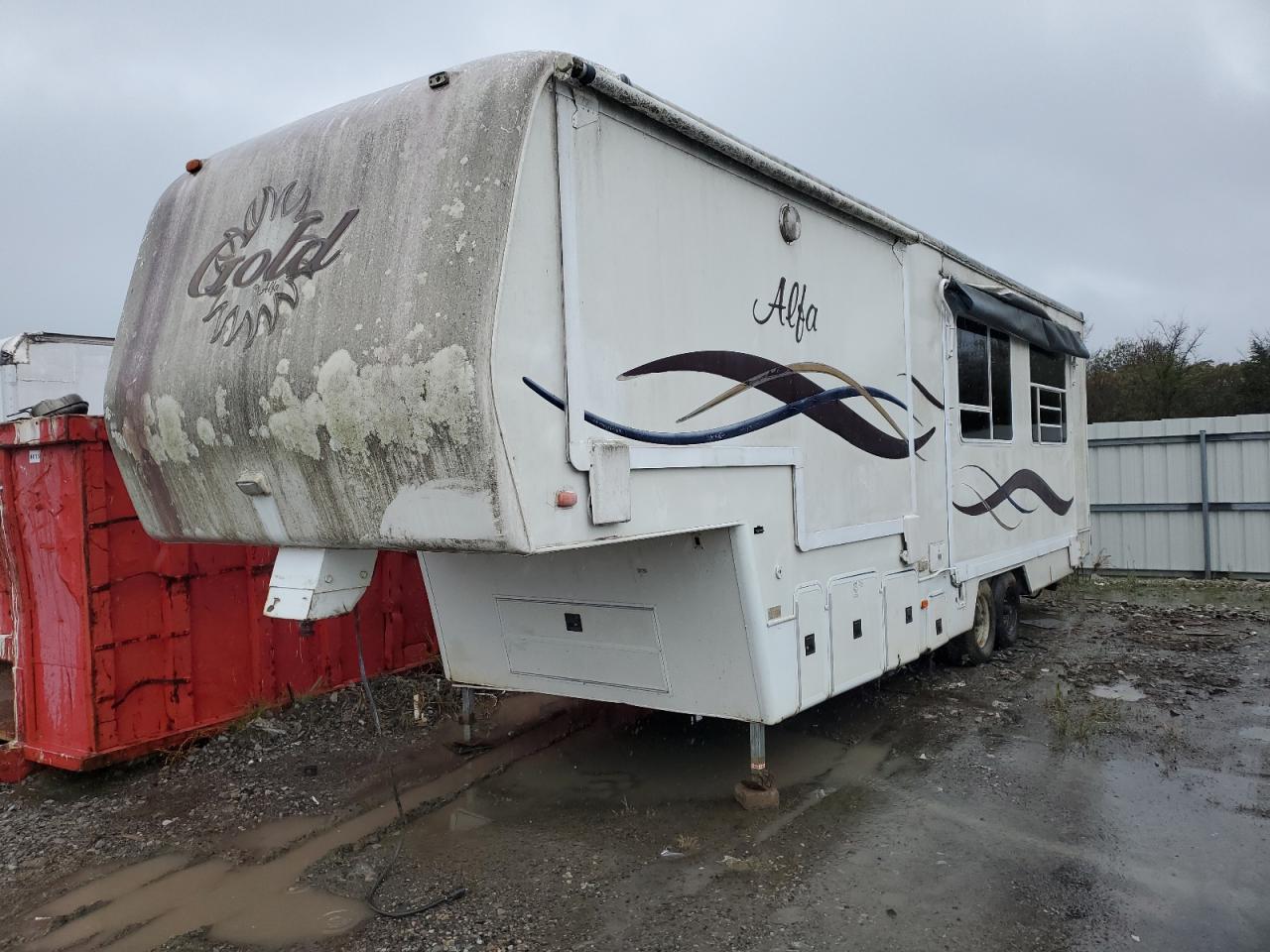 Lot #3282459570 2002 ALFA 5TH WHEEL