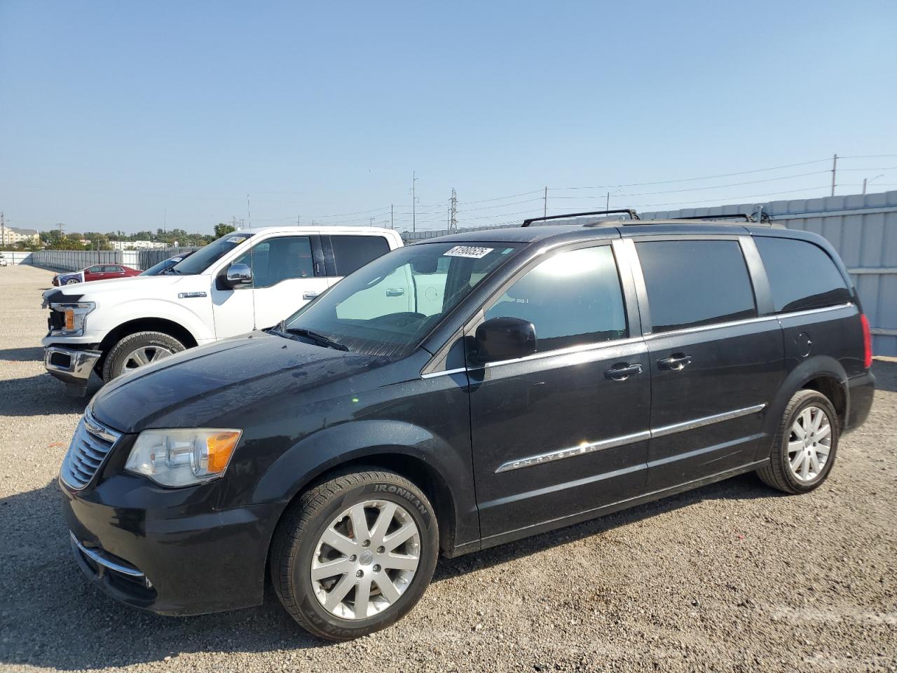 CHRYSLER TOWN & COUNTRY TOURING
