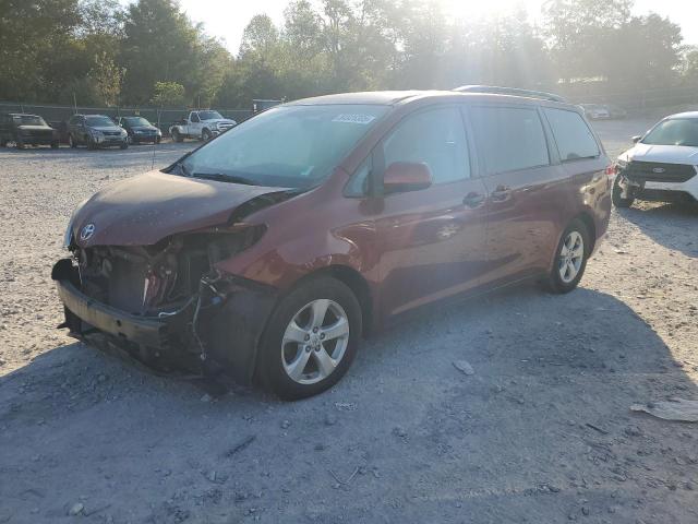 TOYOTA SIENNA LE