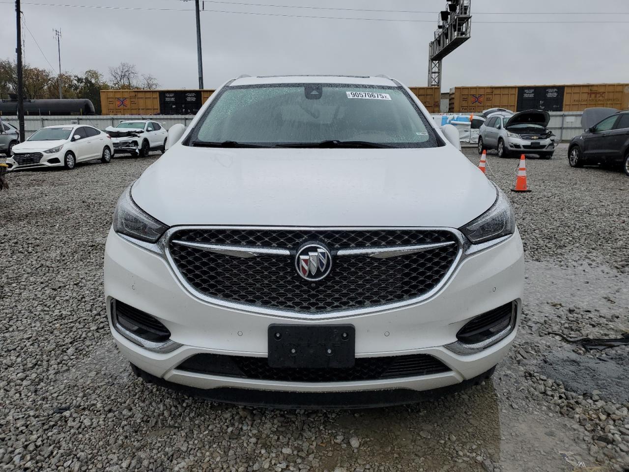 BUICK ENCLAVE AVENIR