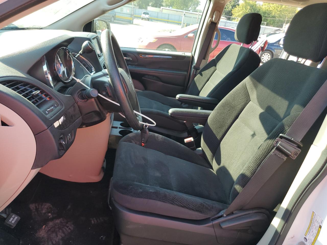 DODGE GRAND CARAVAN SE