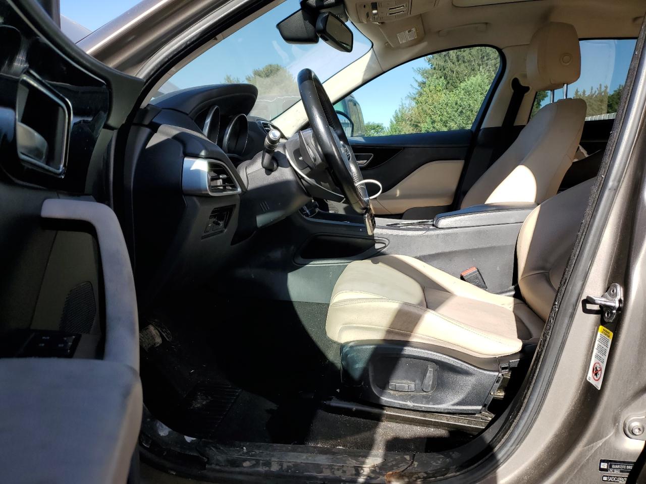 JAGUAR F-PACE PREMIUM