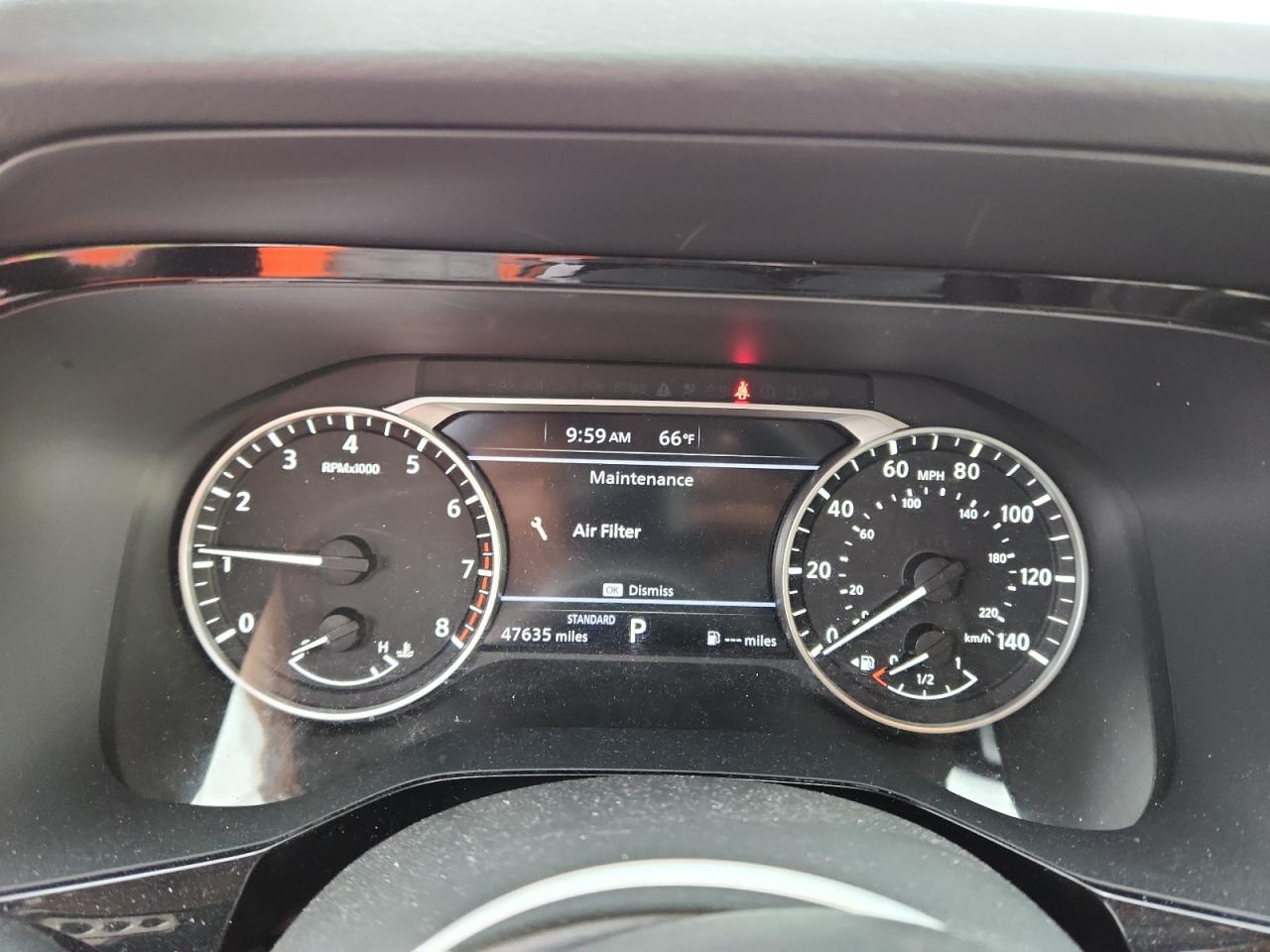 NISSAN PATHFINDER SV