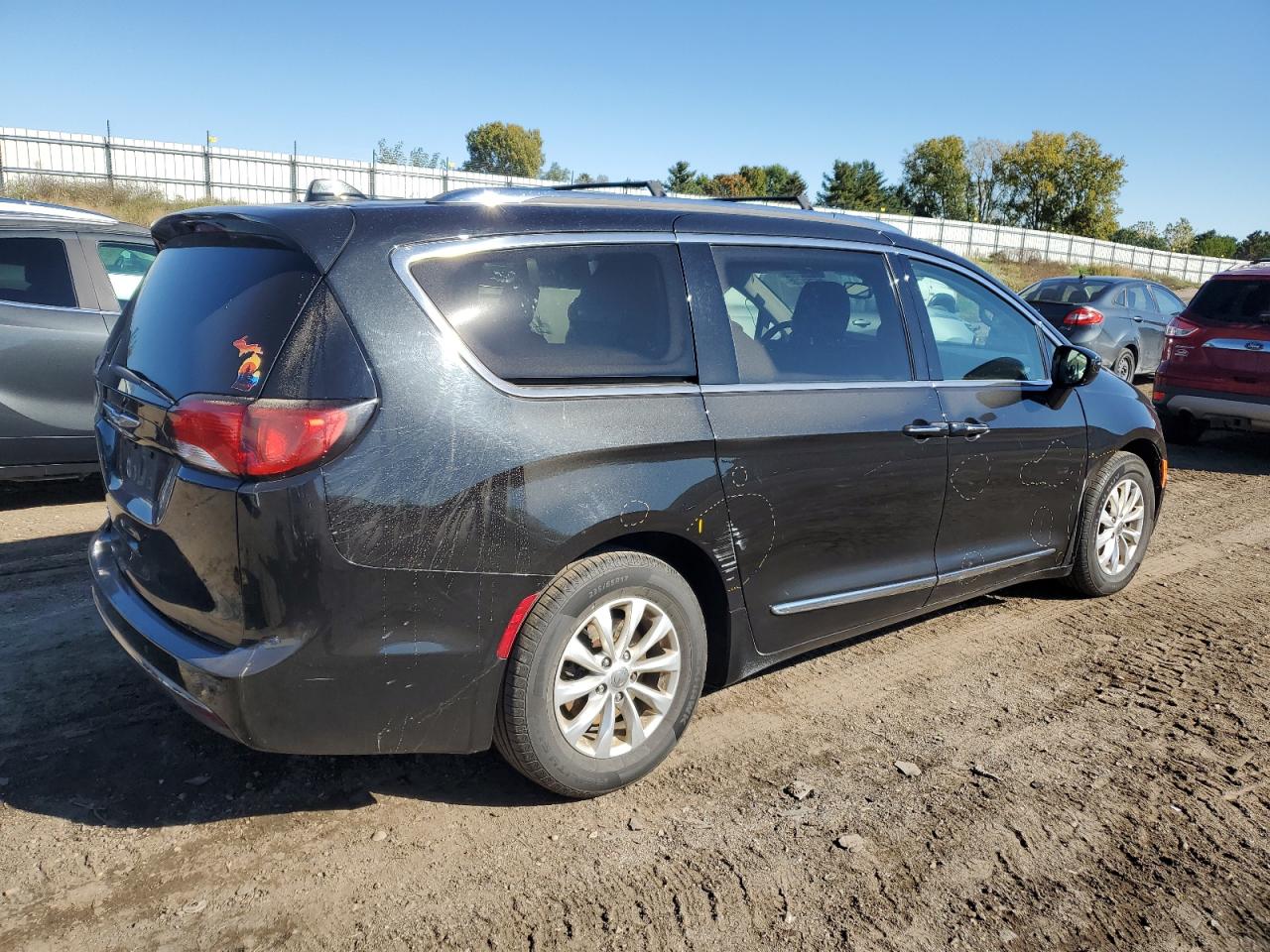 CHRYSLER PACIFICA TOURING L