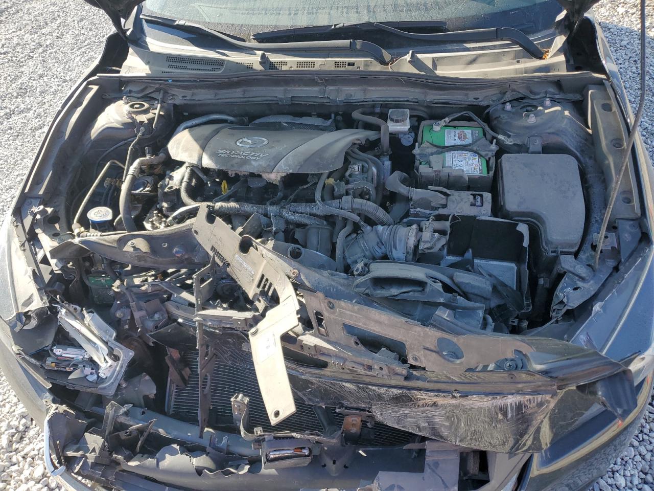 MAZDA 3 GRAND TOURING