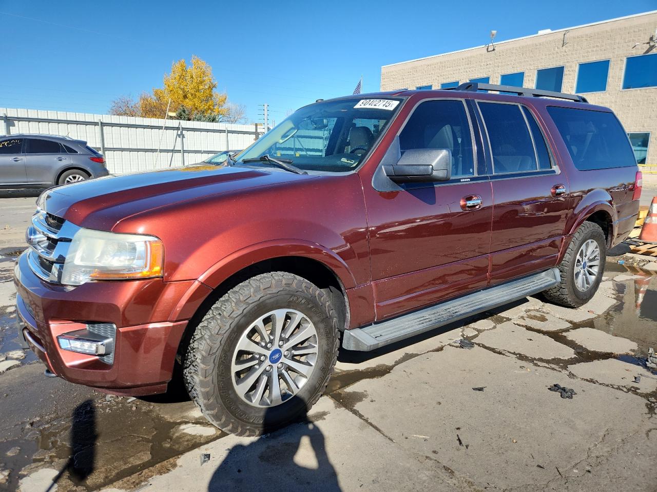 FORD EXPEDITION EL XLT