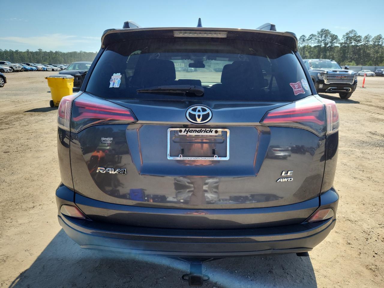 TOYOTA RAV4 LE