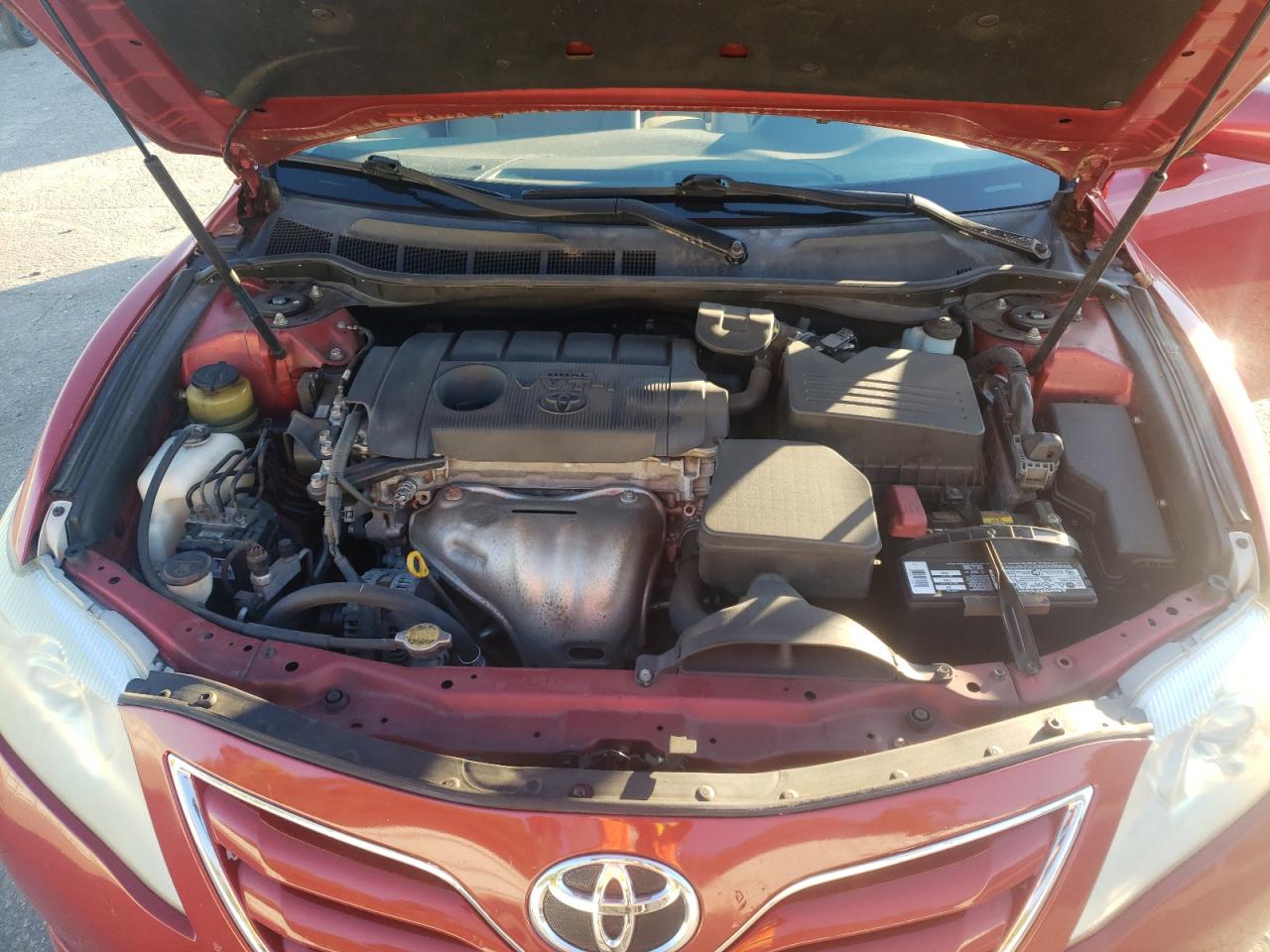 TOYOTA CAMRY BASE