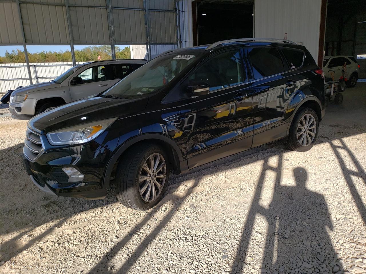 FORD ESCAPE TITANIUM