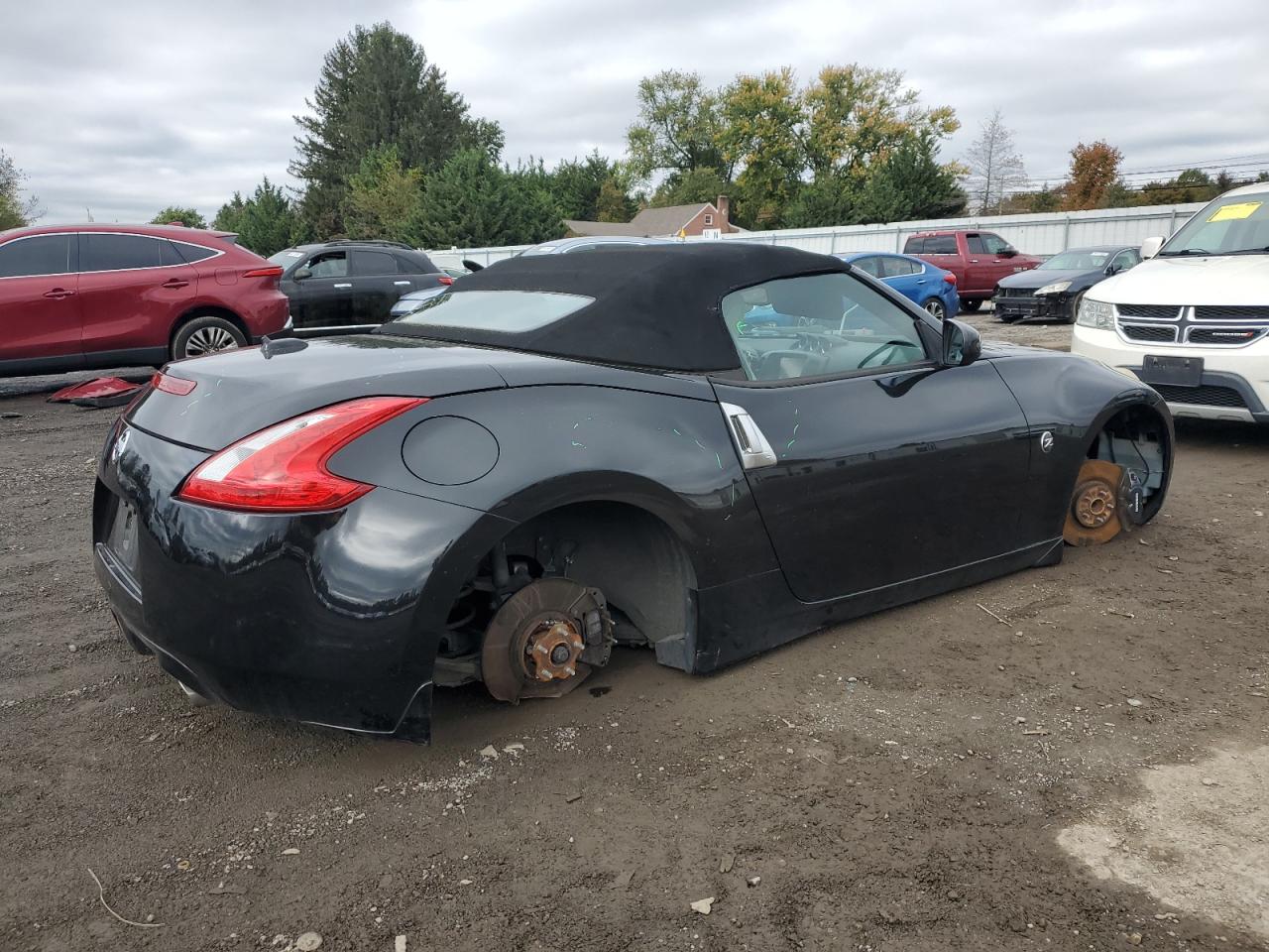 NISSAN 370Z