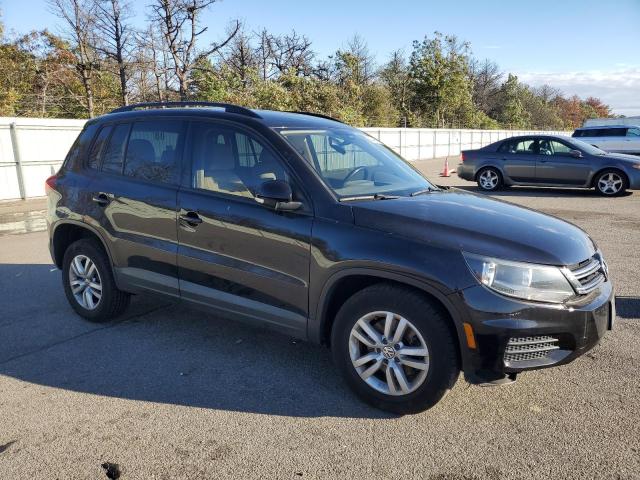2017 VOLKSWAGEN TIGUAN S WVGBV7AX0HK010926