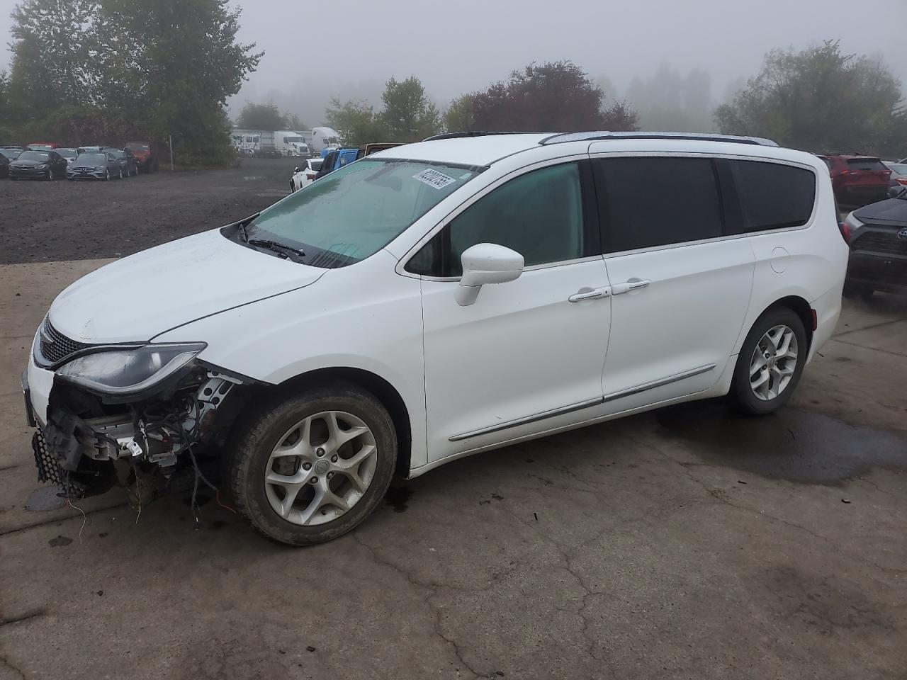 CHRYSLER PACIFICA TOURING L PLUS