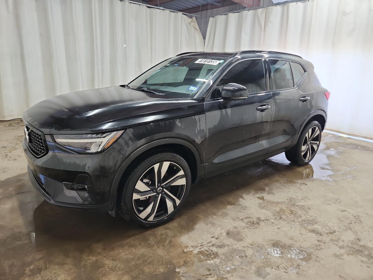 VOLVO XC40 ULTIMATE