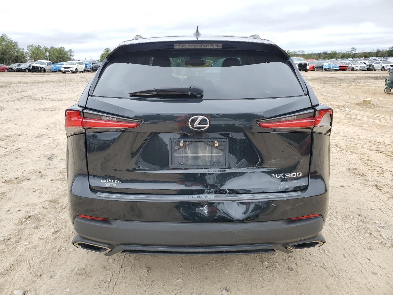 LEXUS NX 300 BASE