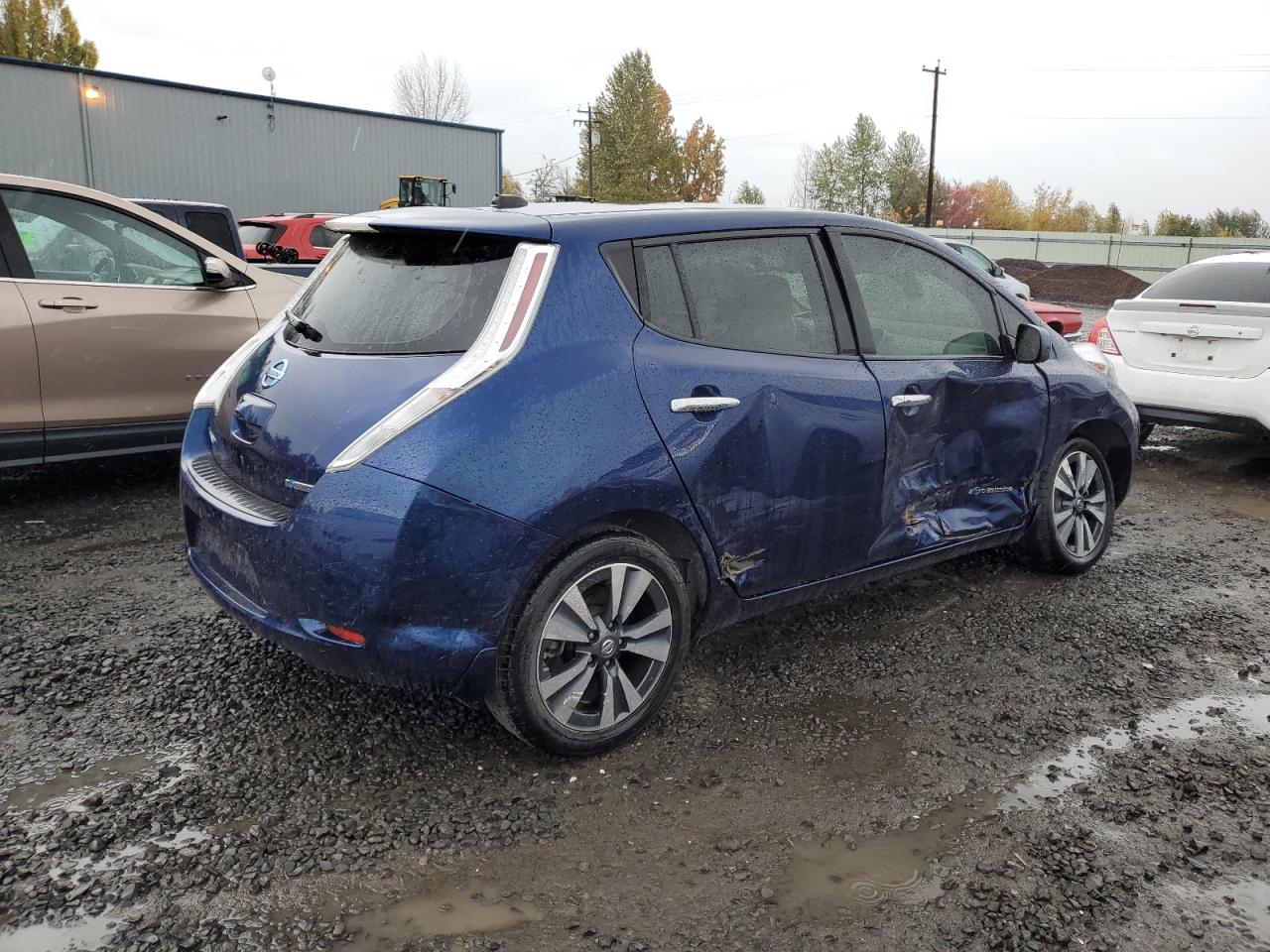 NISSAN LEAF SV