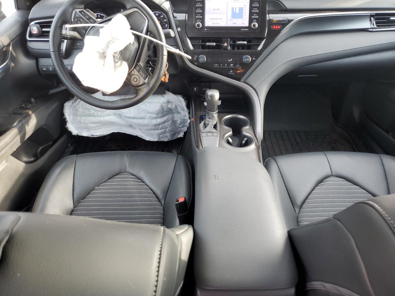 TOYOTA CAMRY SE NIGHT SHADE