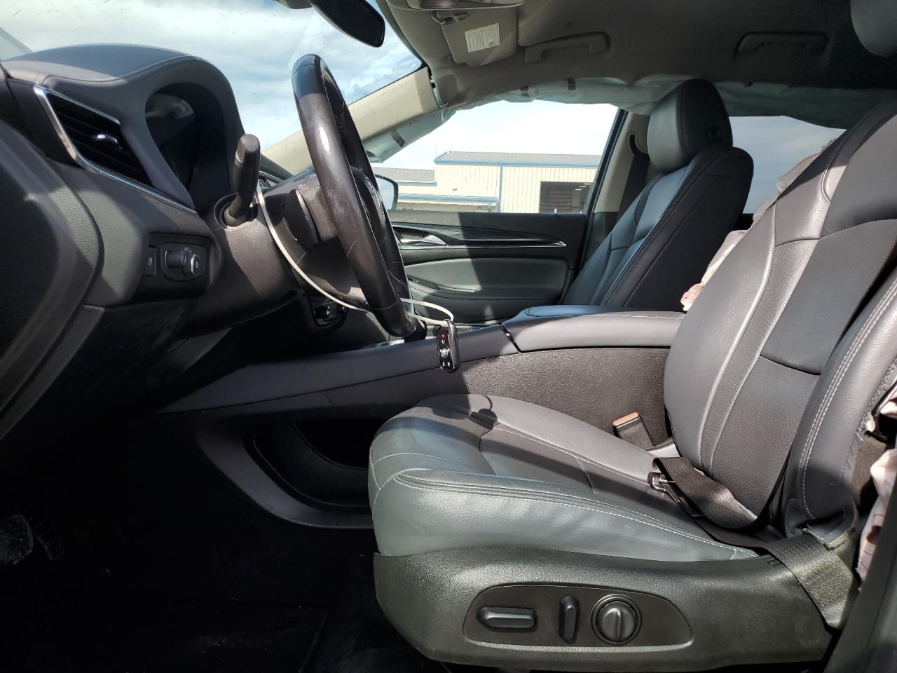 BUICK ENCLAVE ESSENCE