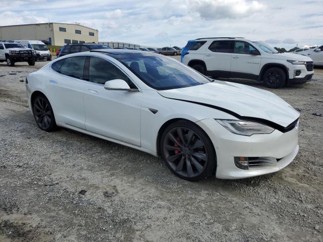 2016 TESLA MODEL S 5YJSA1E12GF156565