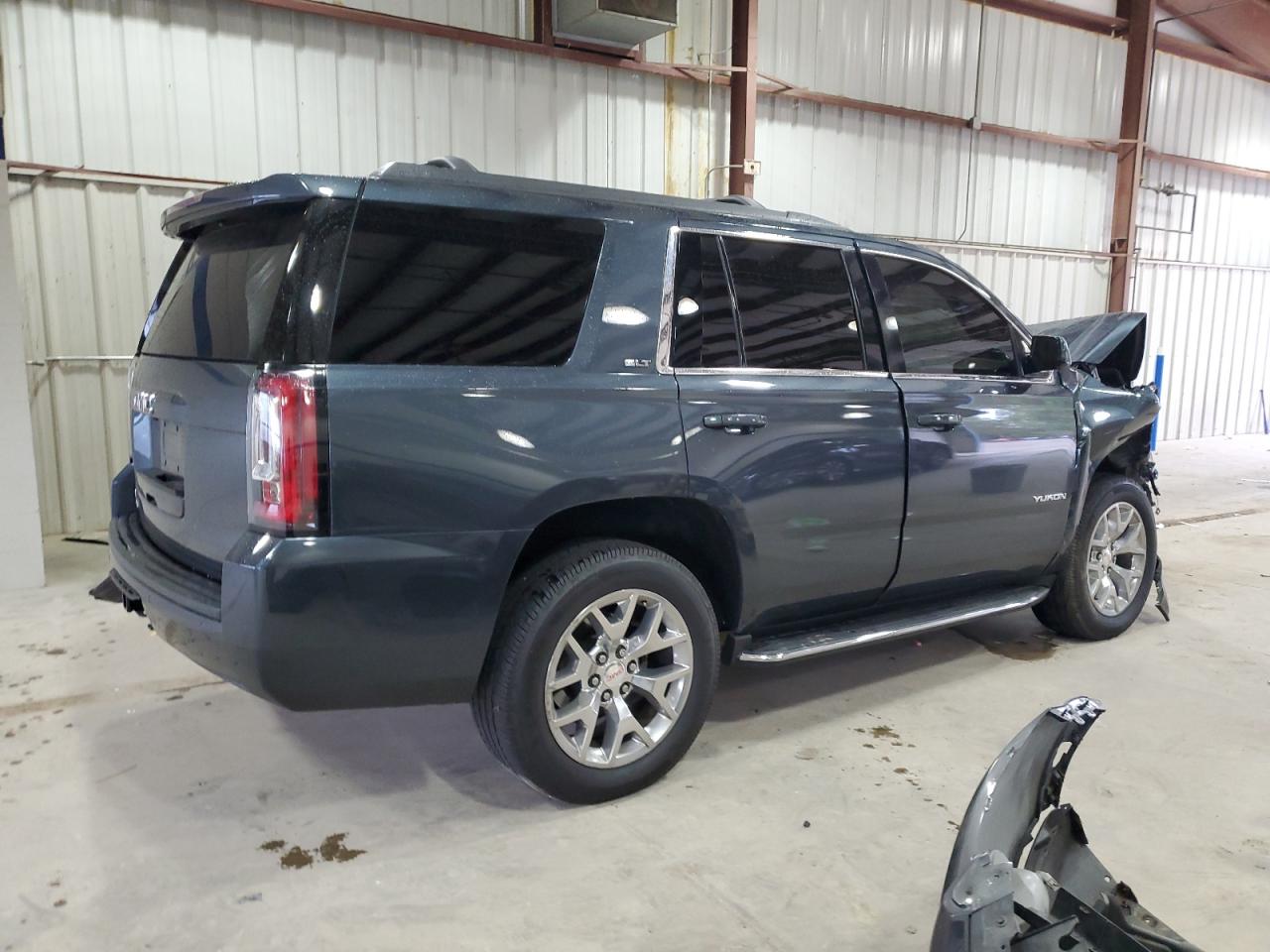 GMC YUKON SLT