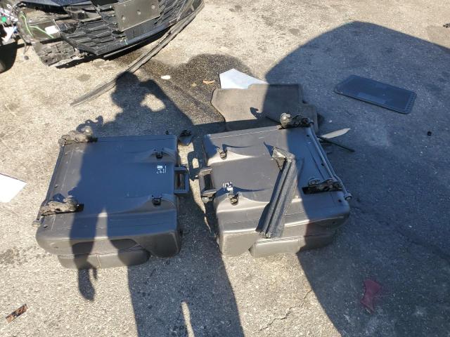 2011 CHEVROLET TAHOE K150 - 1GNSKCE09BR372701