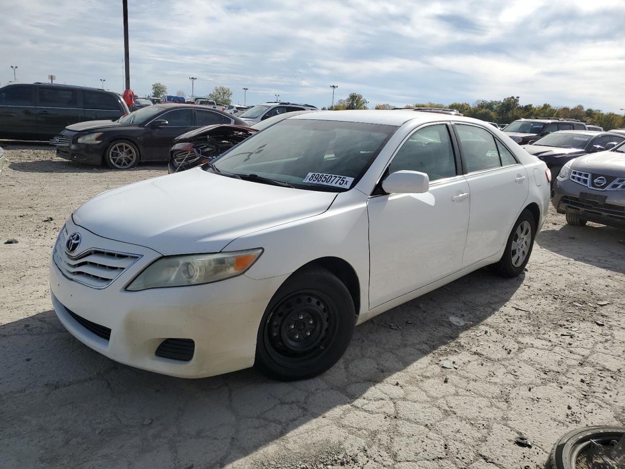 TOYOTA CAMRY BASE