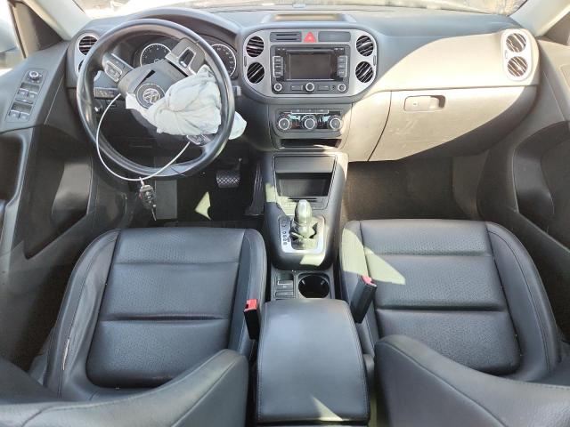 2011 VOLKSWAGEN TIGUAN S - WVGBV7AX1BW500274