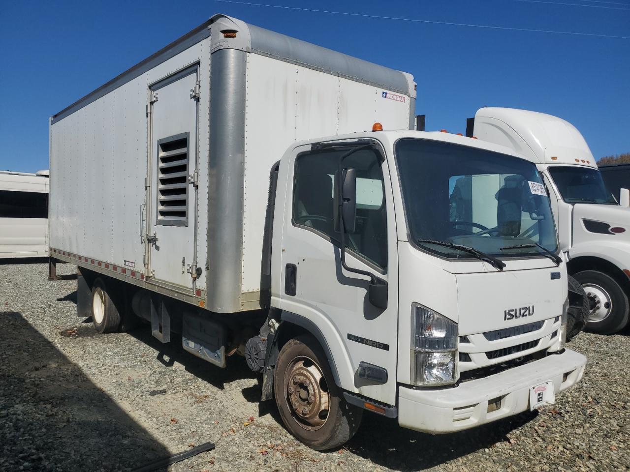 Lot #3281486988 2016 ISUZU NRR