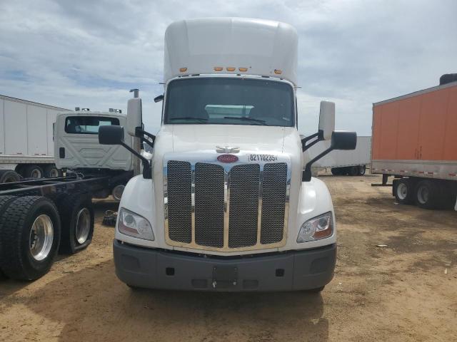 2018 PETERBILT TRACTOR 579 #3261270934