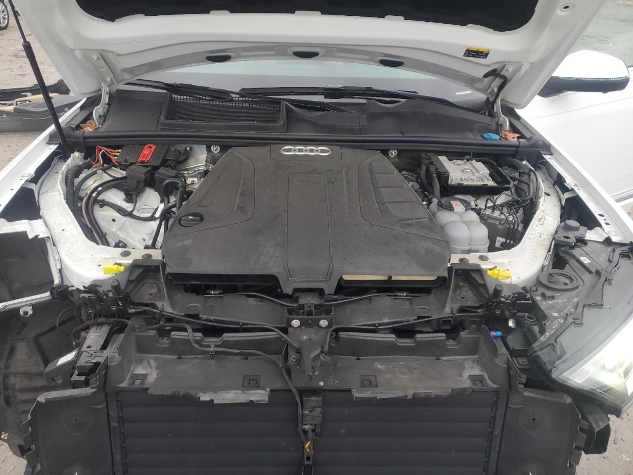 AUDI Q7 PREMIUM PLUS