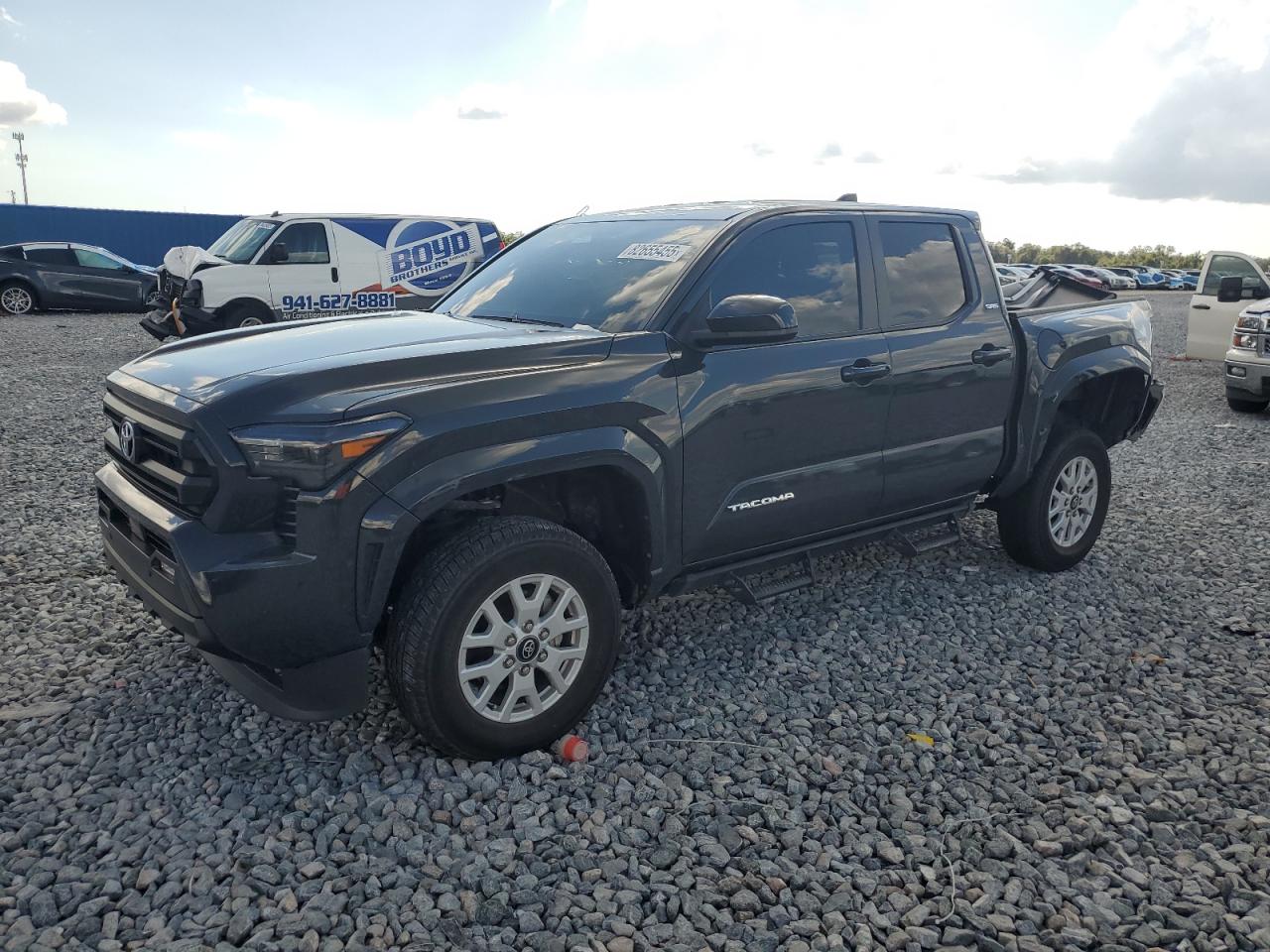 TOYOTA TACOMA DOUBLE CAB
