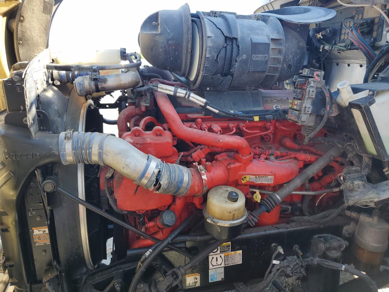 Lot #3290224210 2015 KENWORTH T600