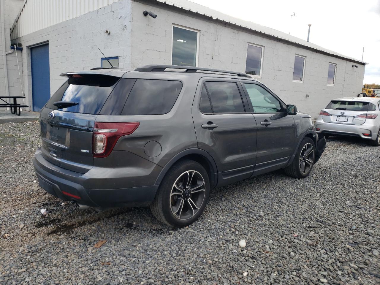 FORD EXPLORER SPORT