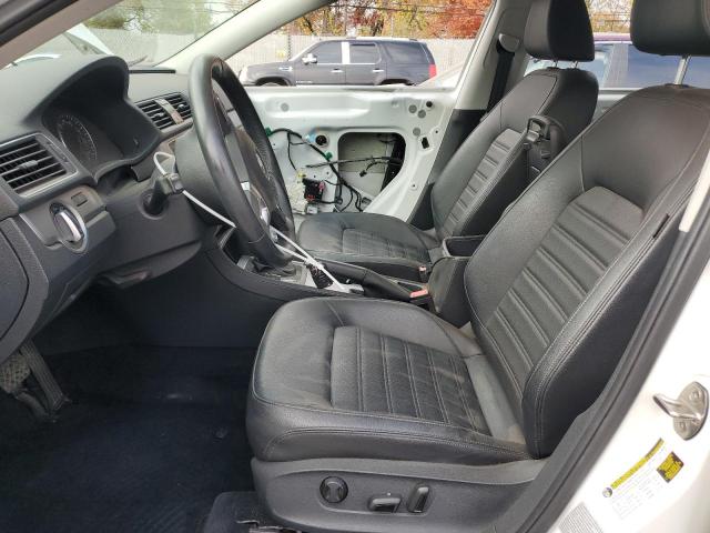 2015 VOLKSWAGEN PASSAT SE 1VWBT7A30FC050919