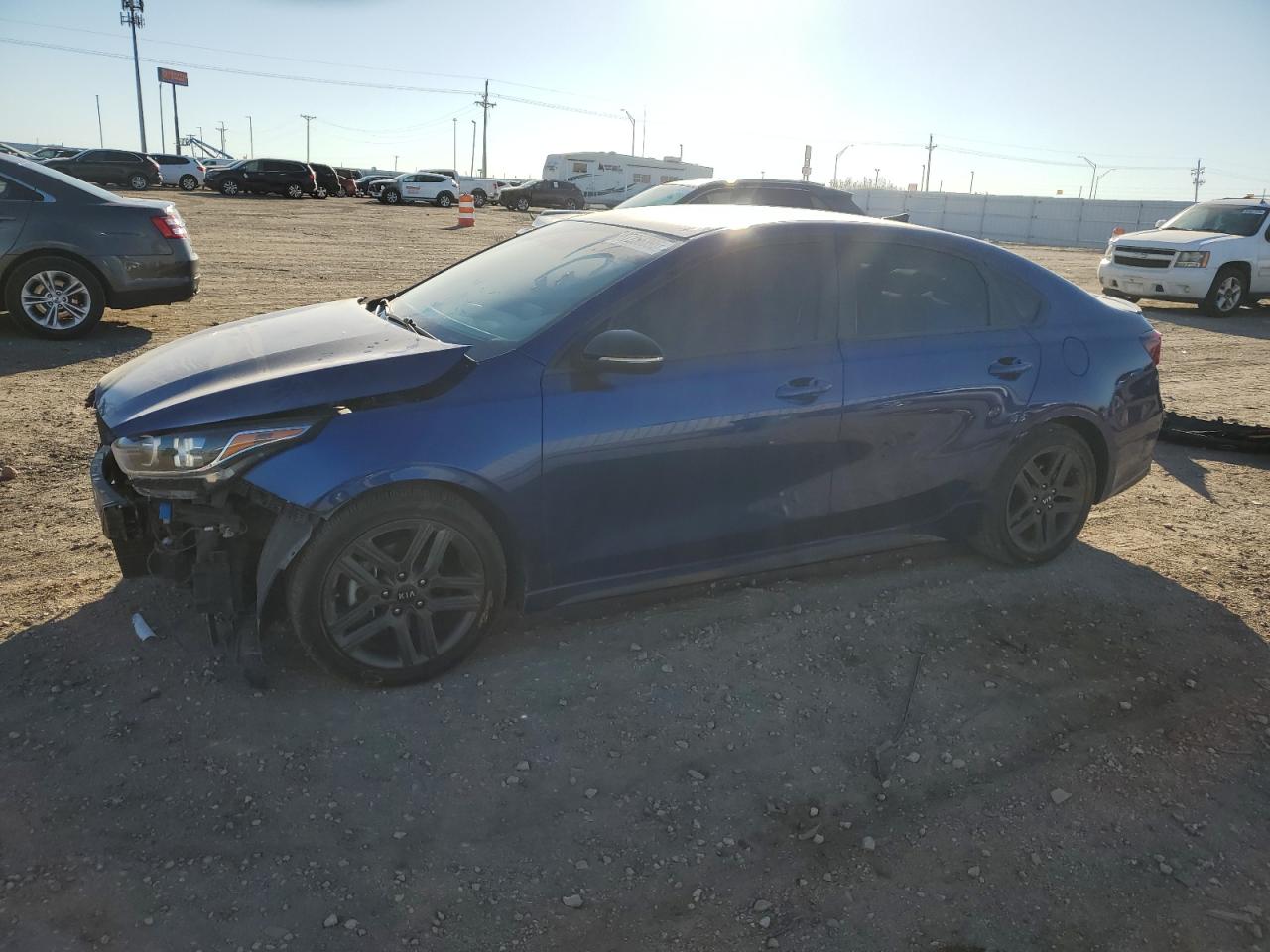 KIA FORTE GT LINE