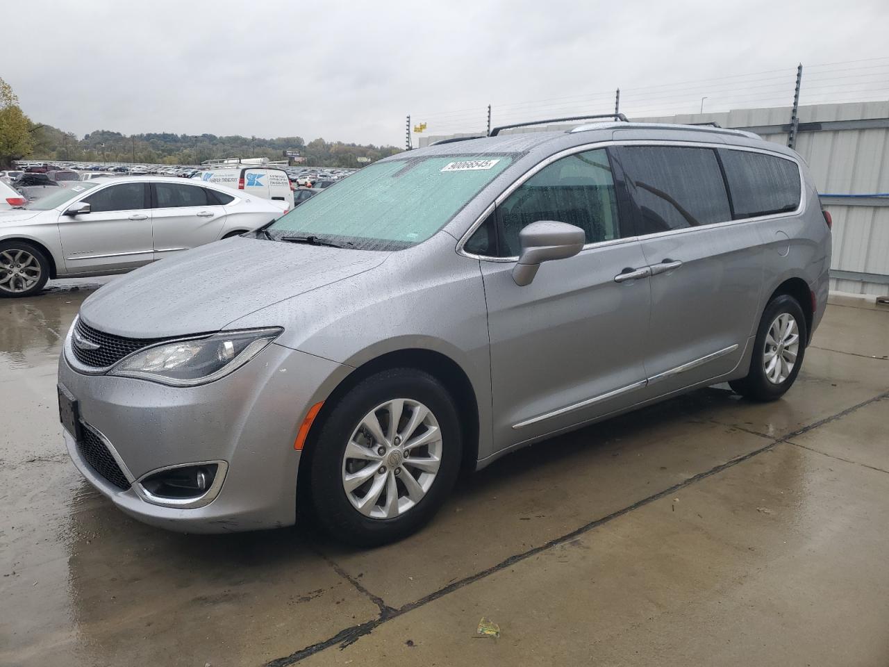 CHRYSLER PACIFICA TOURING L