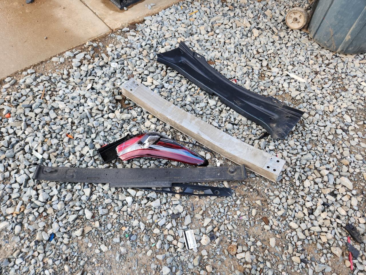 TOYOTA CAMRY SE NIGHT SHADE