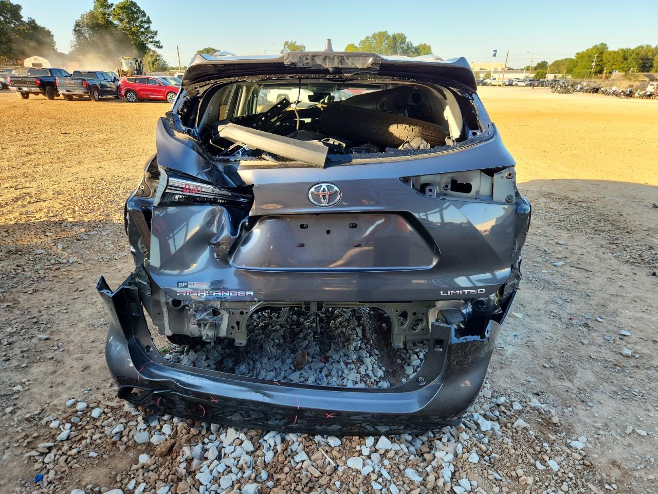 TOYOTA HIGHLANDER LIMITED