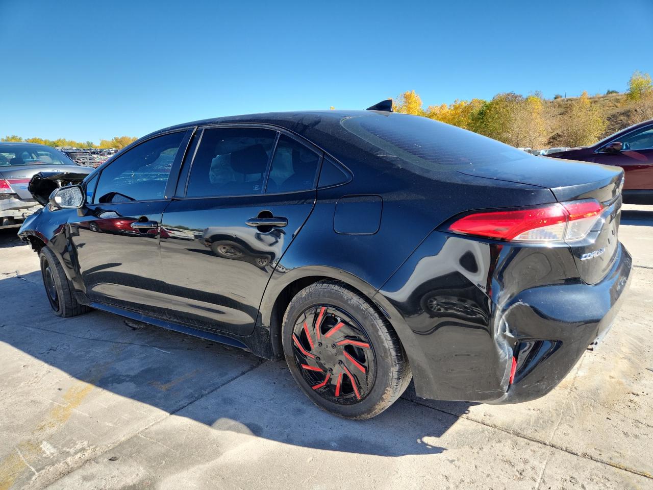 Lot #3302151131 2020 TOYOTA COROLLA LE