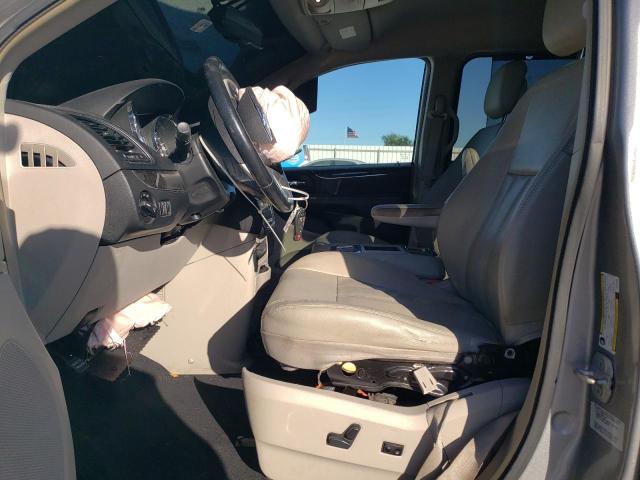 2015 CHRYSLER TOWN & COU - 2C4RC1BG4FR707356